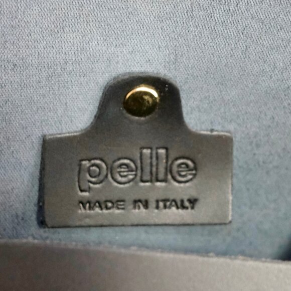Pelle - Made in Italy - Small Black Purse with Gold Chain Cross Body Strap - Picture 7 of 8